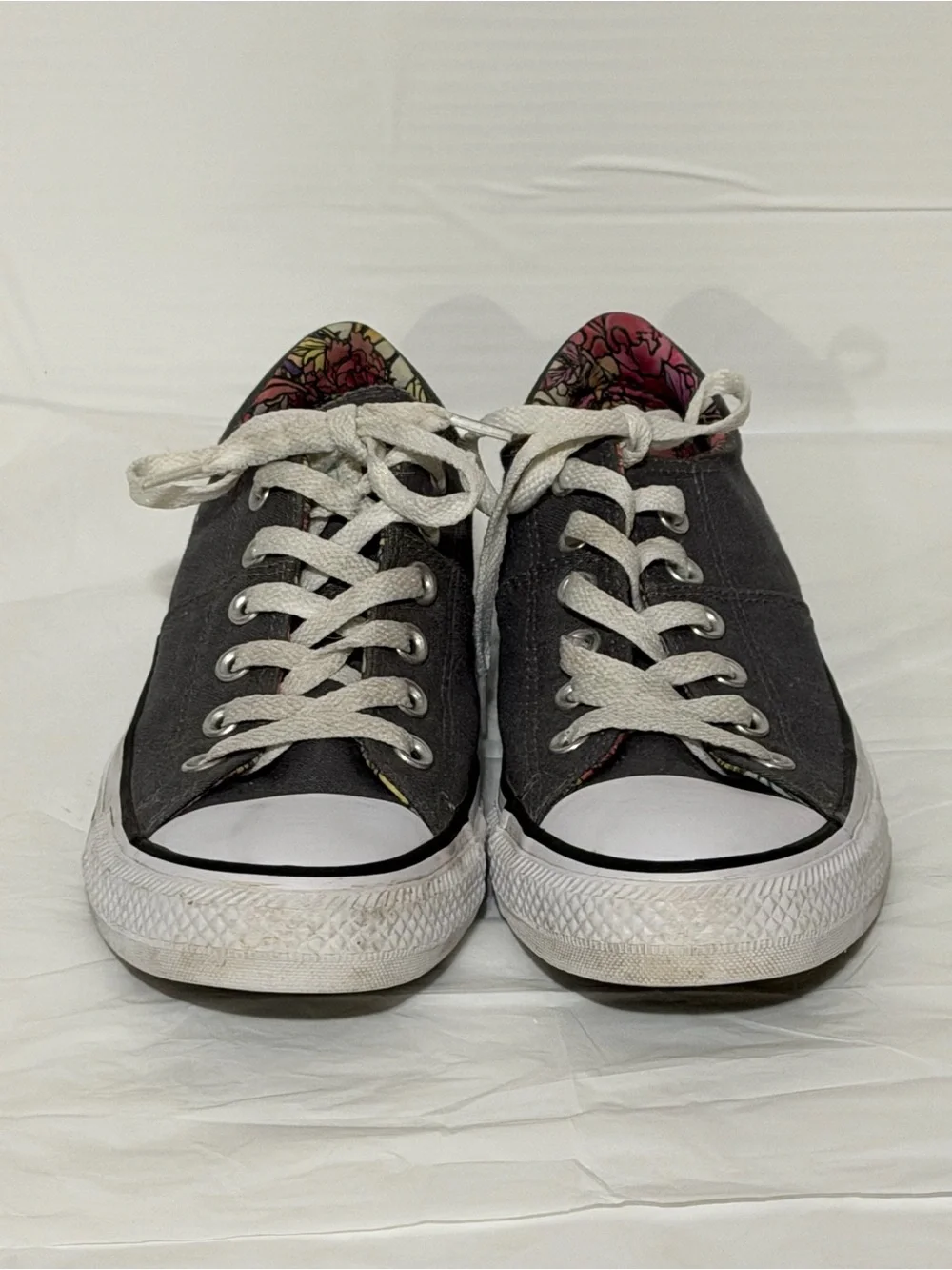Converse Kids Gray Low-Top Canvas Sneakers with Floral Lining